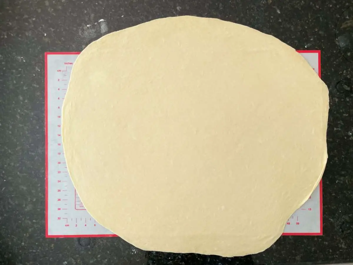 Roll out dough to 1/8” or thinner for a crispy fried result.
